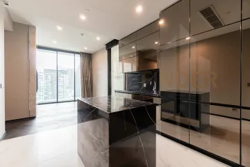 2 Bedroom Condo for sale in Khlong Toei Nuea, Bangkok near MRT Sukhumvit