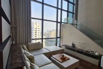 3 Bedroom Condo for sale in Din Daeng, Bangkok near MRT Huai Khwang