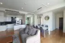 3 Bedroom Condo for sale in Khlong Toei Nuea, Bangkok near MRT Sukhumvit