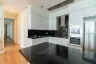 2 Bedroom Condo for sale in Khlong Toei Nuea, Bangkok near MRT Sukhumvit
