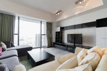 3 Bedroom Condo for sale in Thung Wat Don, Bangkok near BTS Surasak