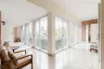 6 Bedroom House for sale in Bowon Niwet, Bangkok near MRT Democracy Monument
