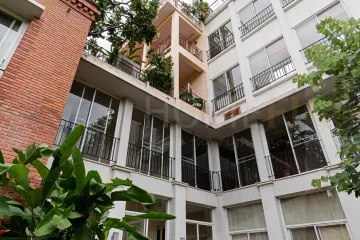 6 Bedroom House for sale in Bowon Niwet, Bangkok near MRT Democracy Monument