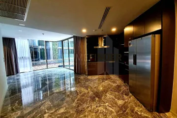 3 Bedroom Condo for sale in Khlong Tan Nuea, Bangkok near BTS Phrom Phong
