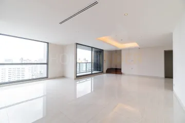 3 Bedroom Condo for sale in Khlong Tan Nuea, Bangkok near BTS Phrom Phong