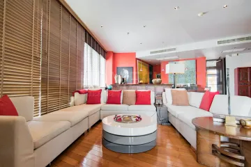 3 Bedroom Condo for sale in Khlong Toei, Bangkok near BTS Asoke