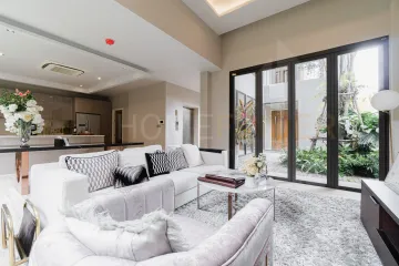 4 Bedroom House for sale in ARNA Ekamai, Phra Khanong Nuea, Bangkok near BTS Ekkamai