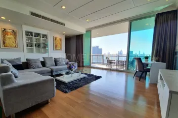 4 Bedroom Condo for sale in Khlong Toei Nuea, Bangkok near MRT Sukhumvit