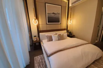 3 Bedroom Condo for sale in Khlong Tan Nuea, Bangkok
