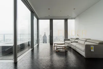 2 Bedroom Condo for sale in Silom, Bangkok near BTS Chong Nonsi