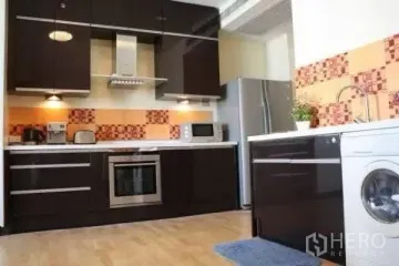2 Bedroom Condo for rent in Baan Sathorn Chaopraya, Khlong Ton Sai, Bangkok near BTS Krung Thon Buri