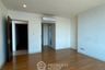 3 Bedroom Condo for sale in Watermark Chaophraya River, Bang Lamphu Lang, Bangkok