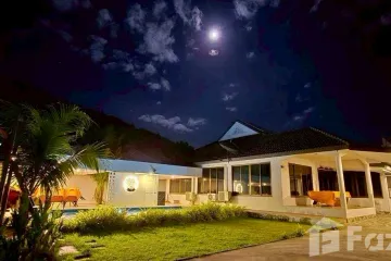 4 Bedroom Villa for Sale or Rent in Pak Nam Pran, Prachuap Khiri Khan