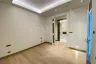 2 Bedroom Condo for rent in Khlong Ton Sai, Bangkok near BTS Charoen Nakhon