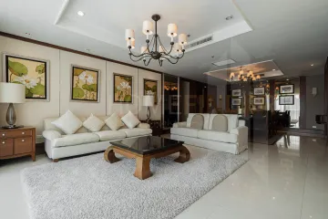 3 Bedroom Condo for rent in Chamchuri Square Residence, Pathum Wan, Bangkok near MRT Sam Yan