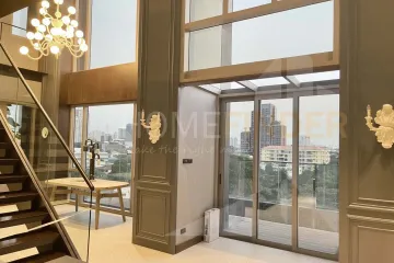 2 Bedroom Condo for sale in Phra Khanong, Bangkok near BTS Thong Lo