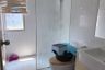 2 Bedroom Condo for sale in My Resort Bangkok, Bang Kapi, Bangkok near MRT Phetchaburi