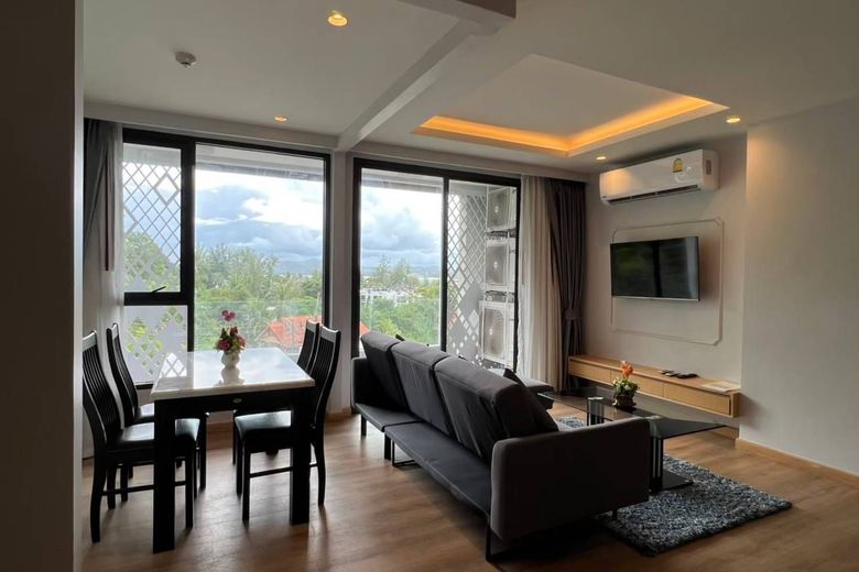 1 Bedroom Condo