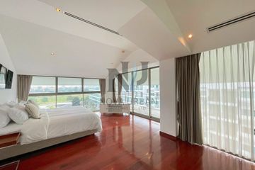 2 Bedroom Condo for sale in Na Kluea, Chonburi