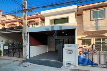 2 Bedroom Townhouse for sale in Na Kluea, Chonburi