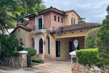 3 Bedroom Villa for rent in Na Jomtien, Chonburi