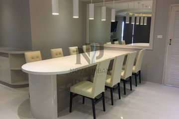 3 Bedroom Condo for sale in Na Kluea, Chonburi