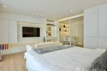 1 Bedroom Condo for sale in J.C. Hill Place Condominium, Chang Phueak, Chiang Mai