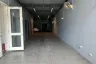 3 Bedroom House for rent in Khlong Tan Nuea, Bangkok