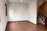 4 Bedroom Townhouse for Sale or Rent in Lumpini Townplace Sukhumvit - Srinakarin, Samrong Nuea, Samut Prakan near MRT Thipphawan