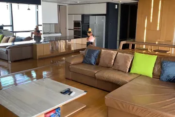 3 Bedroom Condo for rent in The Met, Thung Maha Mek, Bangkok near BTS Chong Nonsi
