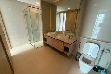 2 Bedroom Condo for sale in Na Kluea, Chonburi