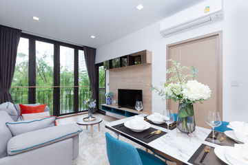 2 Bedroom Condo for sale in Phra Khanong Nuea, Bangkok