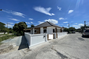2 Bedroom House for sale in Samnak Bok, Chonburi
