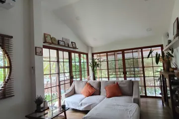 3 Bedroom House for sale in Lanna Lakeview Chiang Mai, Talat Khwan, Chiang Mai
