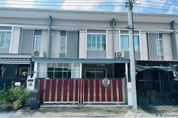3 Bedroom Townhouse for sale in Pruksa Ville 96 Phaholyothin - Permsin, Khlong Thanon, Bangkok