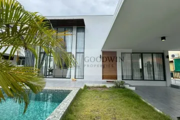 3 Bedroom House for sale in Na Kluea, Chonburi