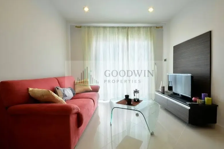 1 Bedroom Condo For Rent