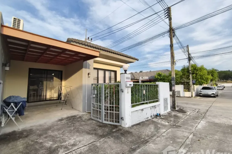 2 Bedroom Townhouse For Rent