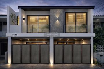 4 Bedroom Townhouse for sale in Lat Phrao, Bangkok