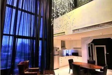 3 Bedroom Condo for sale in The Emporio Place, Khlong Tan, Bangkok near BTS Phrom Phong