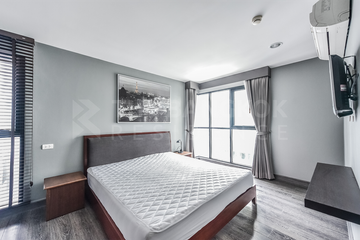 1 Bedroom Condo for sale in Rende Sukhumvit 23, Khlong Toei Nuea, Bangkok near BTS Asoke