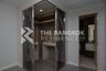 2 Bedroom Condo for sale in The Room BTS Wongwian Yai, Bang Lamphu Lang, Bangkok near BTS Wongwian Yai