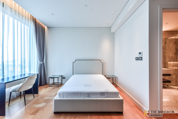 2 Bedroom Condo for rent in Sindhorn Residence, Lumpini, Bangkok near BTS Ploen Chit