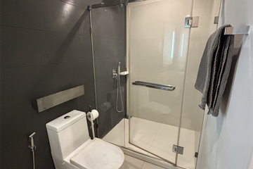 2 Bedroom Condo for rent in The Room BTS Wongwian Yai, Bang Lamphu Lang, Bangkok near BTS Wongwian Yai