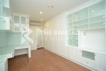 2 Bedroom Condo for sale in The Crest Phahonyothin 11, Phaya Thai, Bangkok near BTS Saphan Kwai