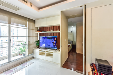 2 Bedroom Condo for sale in Baan Klang Krung Siam - Pathumwan, Thanon Phetchaburi, Bangkok near BTS Ratchathewi
