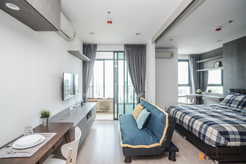 1 Bedroom Condo for sale in Ideo Q Chula - Samyan, Maha Phruettharam, Bangkok near MRT Sam Yan