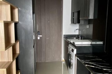 1 Bedroom Condo for sale in Ashton Chula-Silom, Si Phraya, Bangkok near MRT Sam Yan