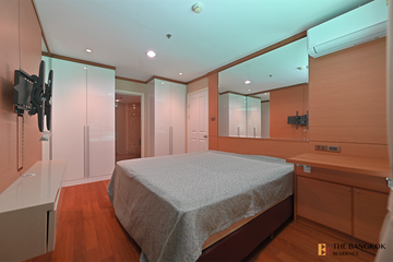 2 Bedroom Condo for sale in Belle Grand Rama 9, Huai Khwang, Bangkok near MRT Phra Ram 9