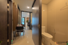 1 Bedroom Condo for sale in XT Huaikhwang, Din Daeng, Bangkok near MRT Huai Khwang